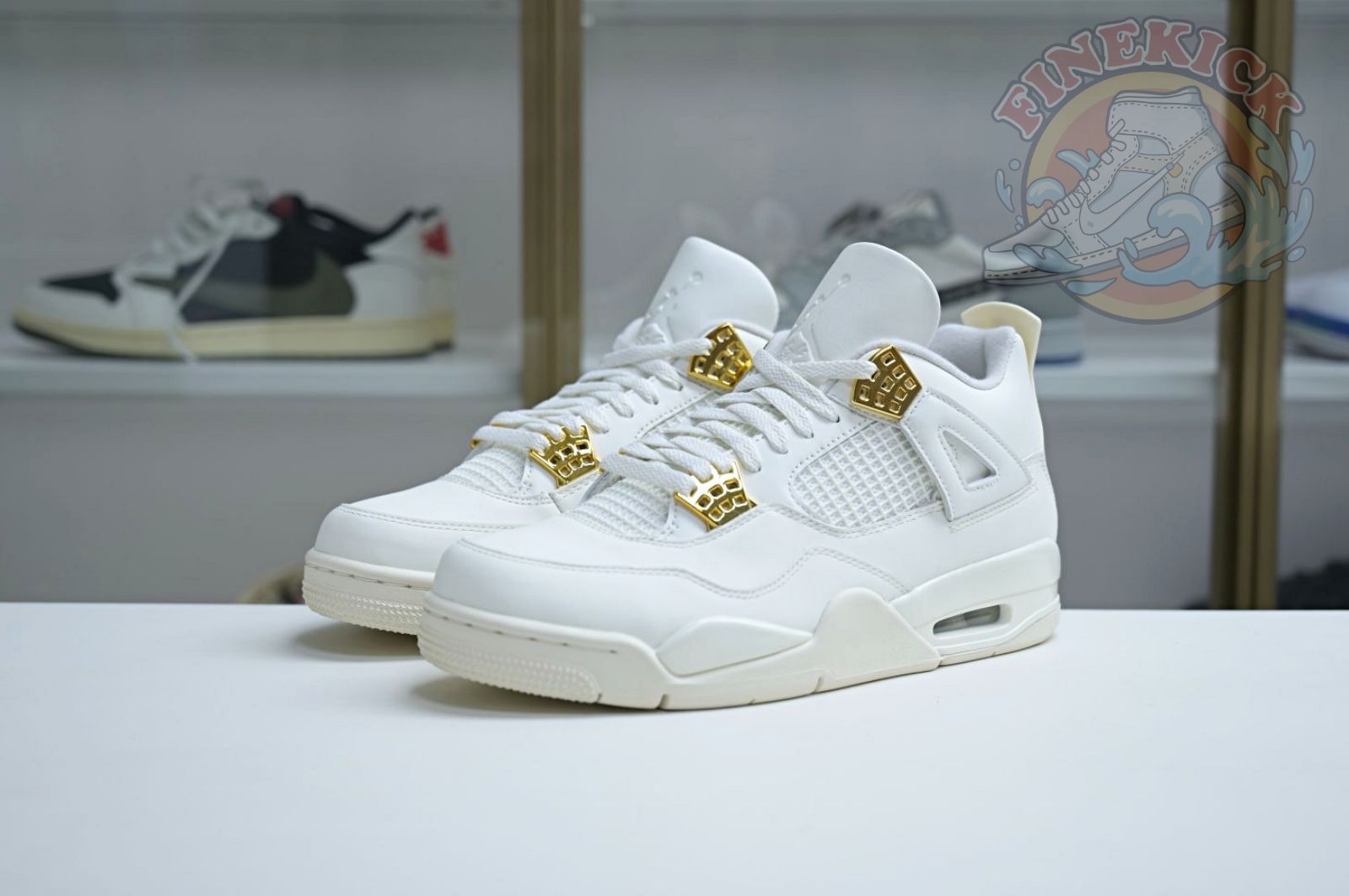Air Jordan 4