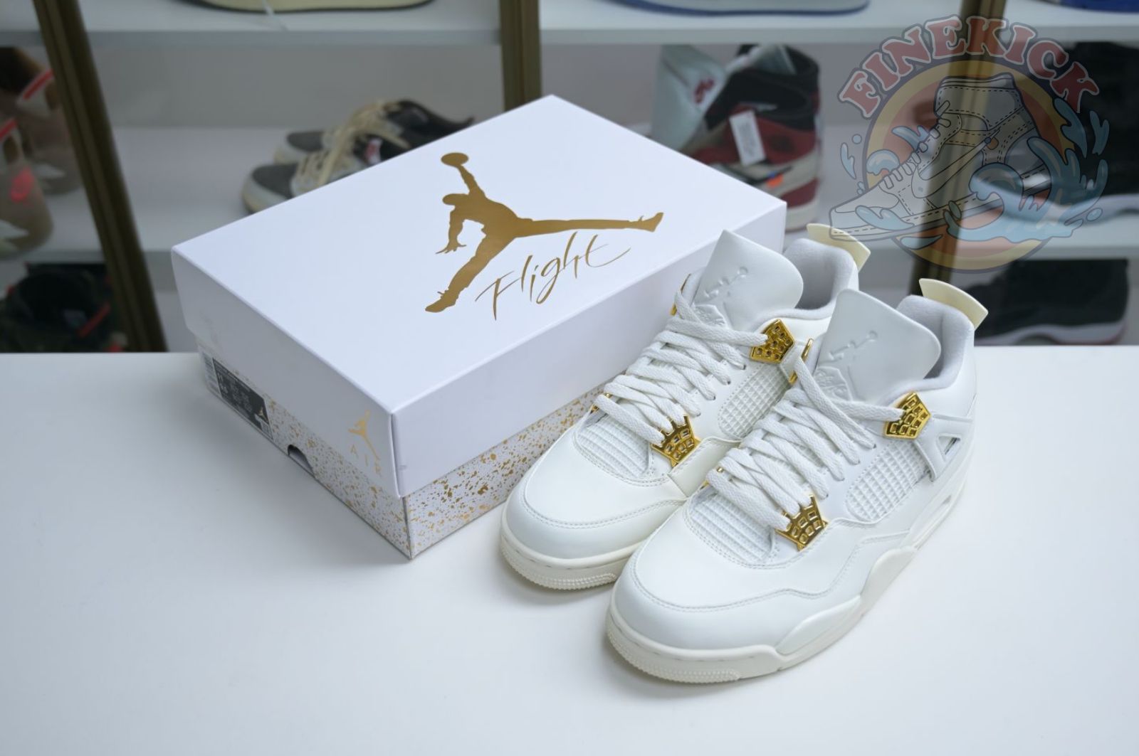 Air Jordan 4