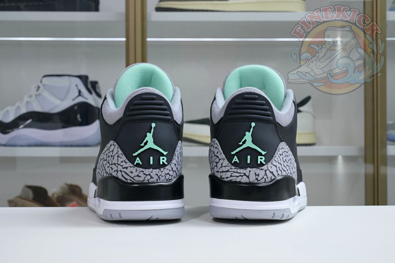 Air Jordan 3 Green Glow