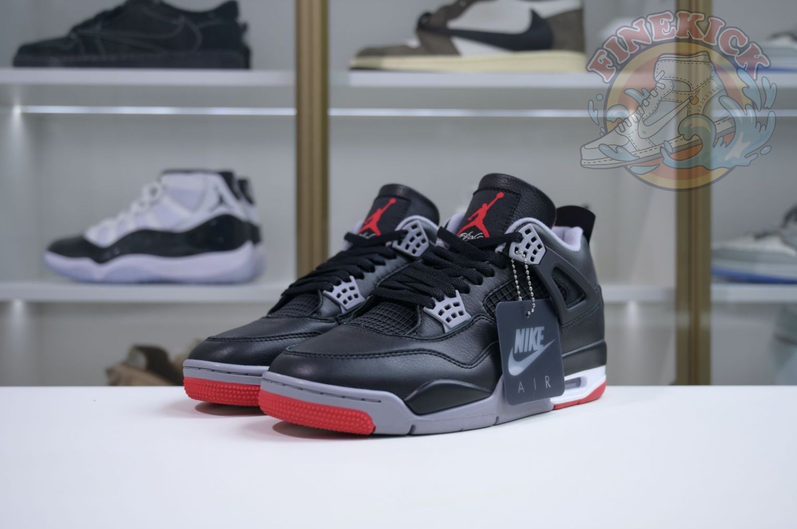 Air Jordan 4