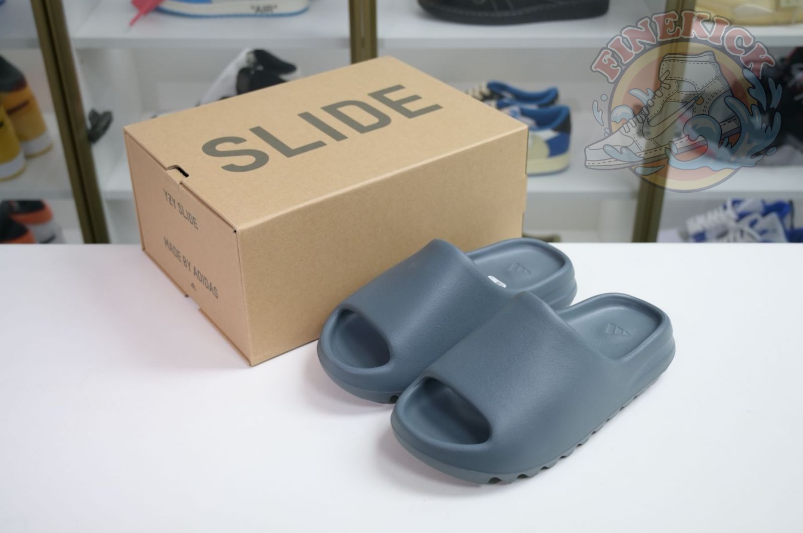 adidas originals Yeezy Slide