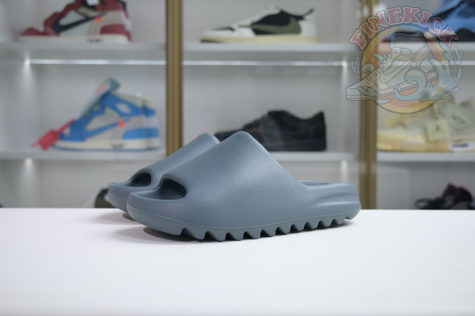 adidas originals Yeezy Slide