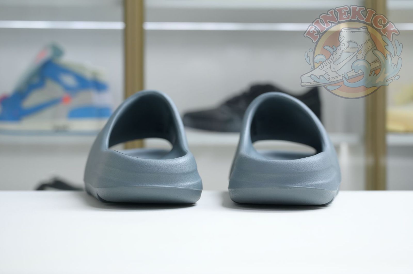 adidas originals Yeezy Slide