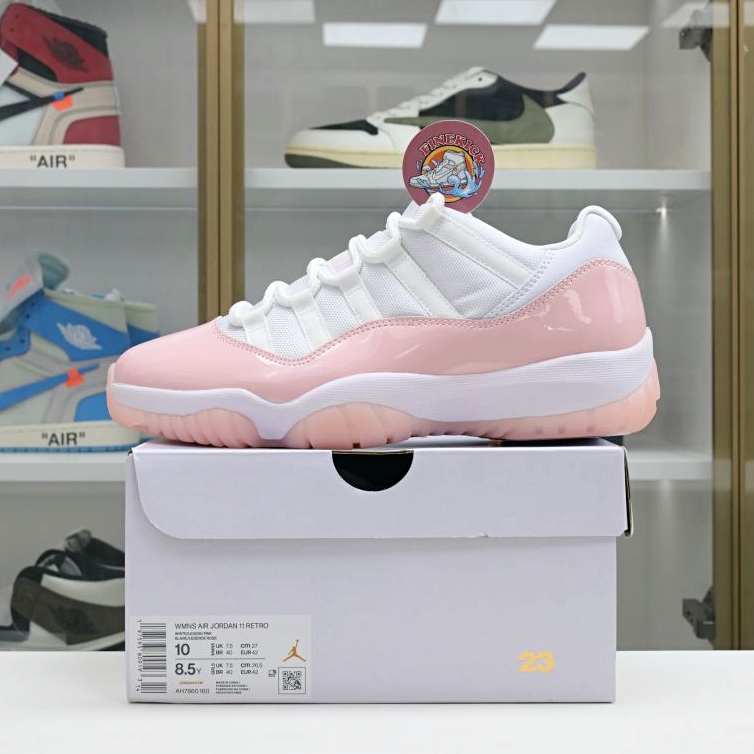Air Jordan 11 Low WMNS