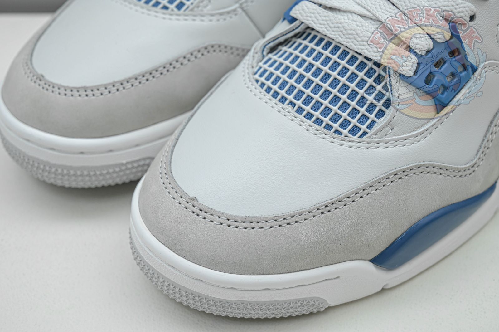 Air Jordan 4