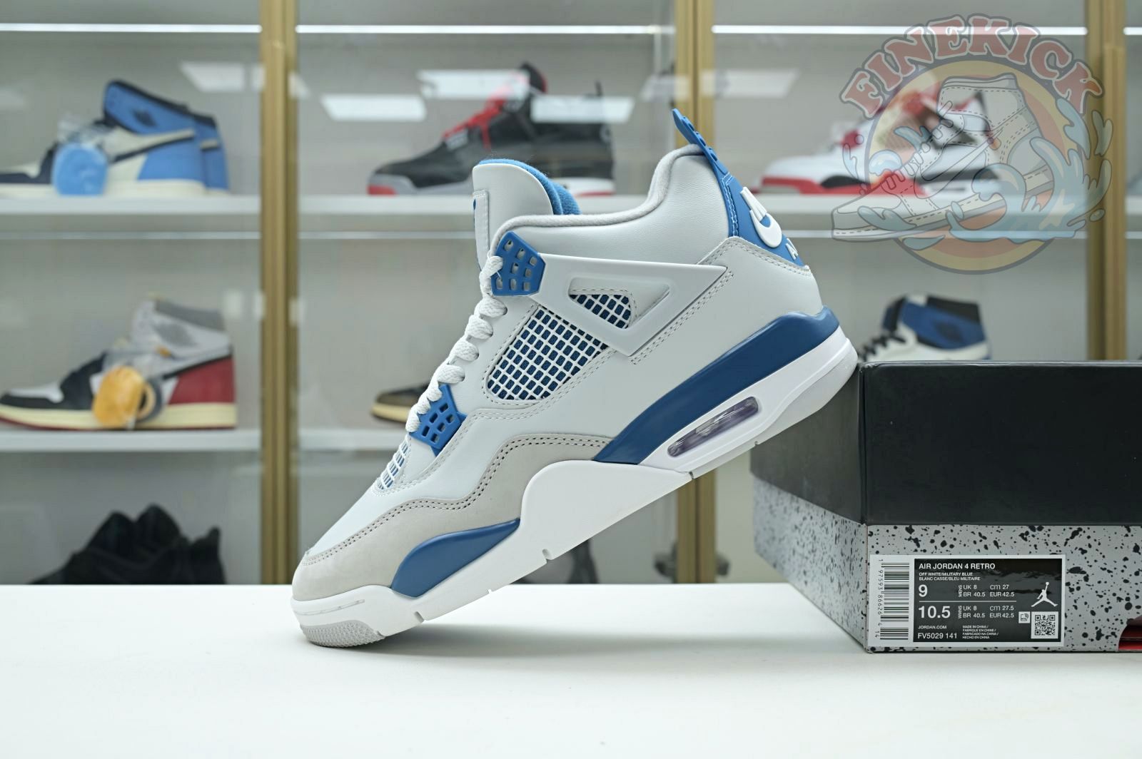 Air Jordan 4