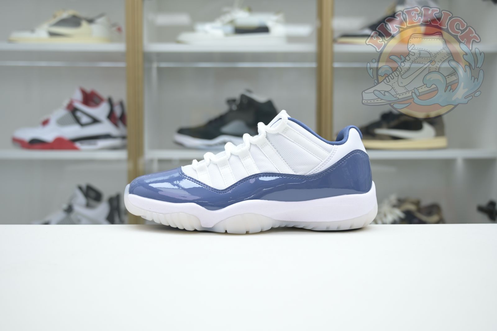 Air Jordan 11 Low“Diffused Blue”