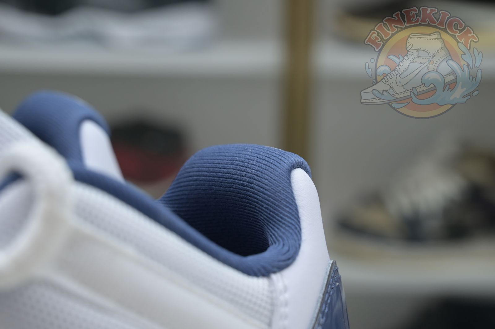 Air Jordan 11 Low“Diffused Blue”