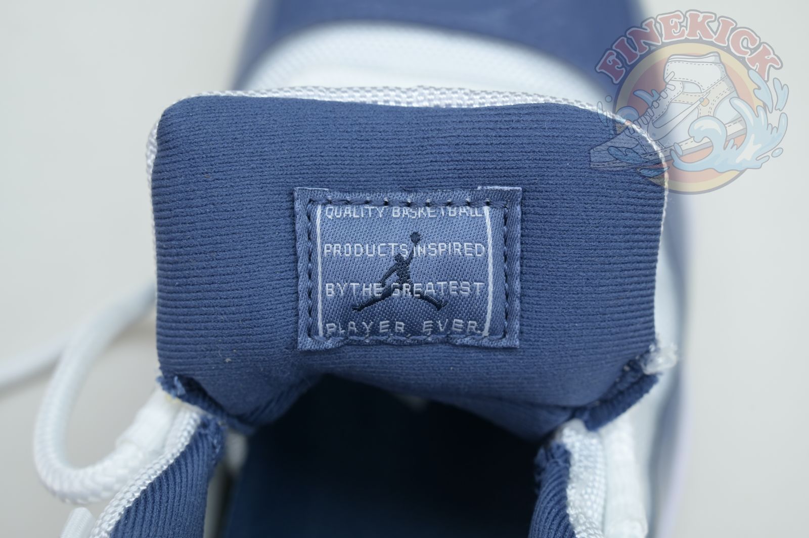 Air Jordan 11 Low“Diffused Blue”