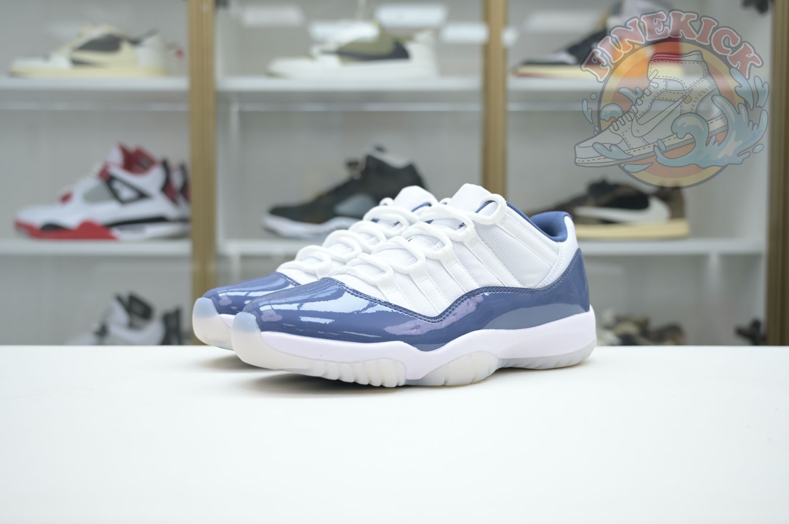Air Jordan 11 Low“Diffused Blue”