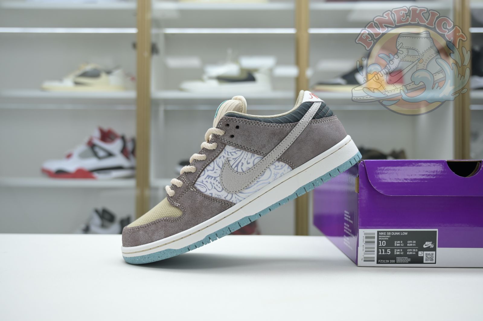Nike SB Dunk Low