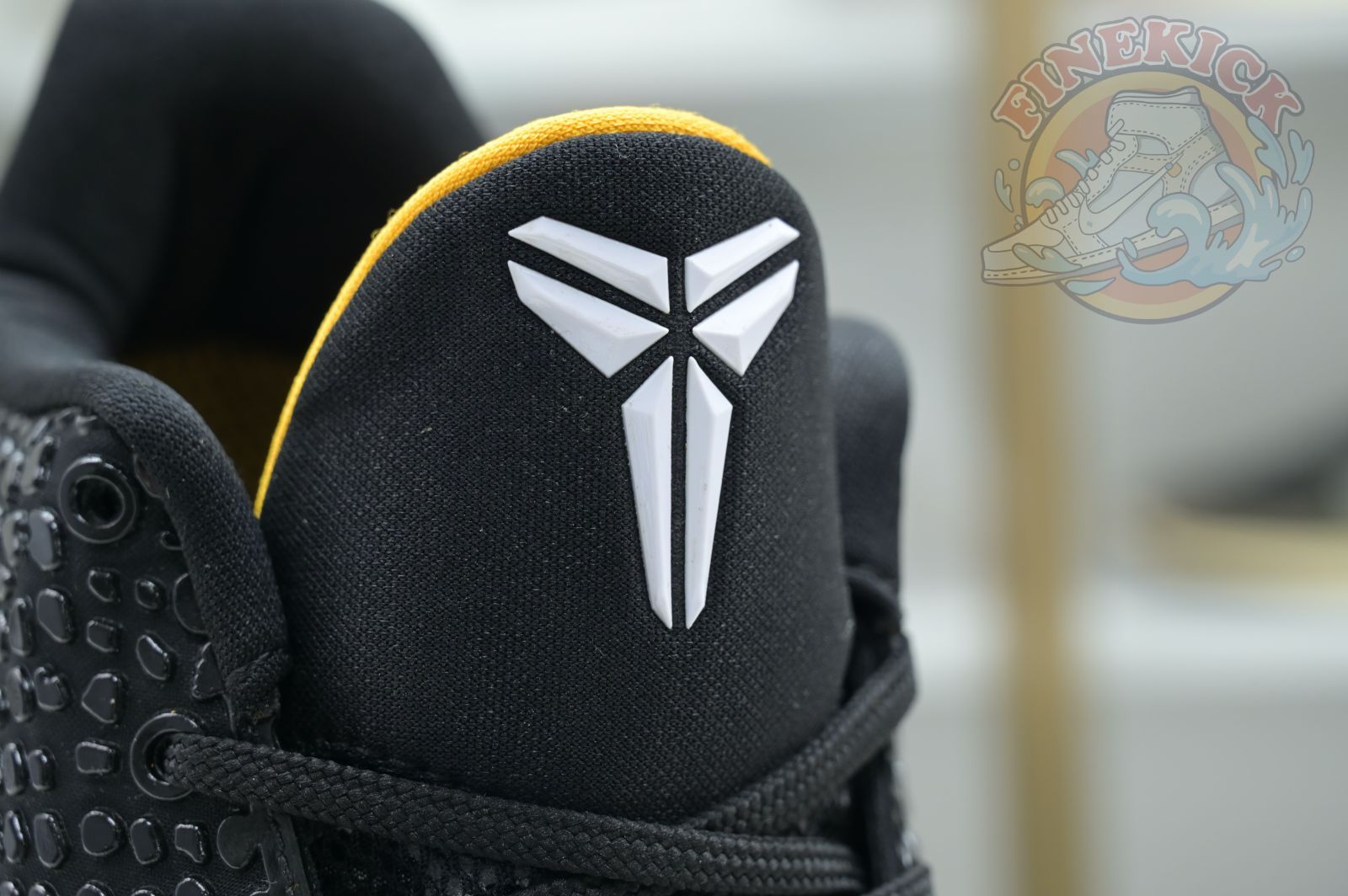 Nike Zoom Kobe 6 Black Del Sol