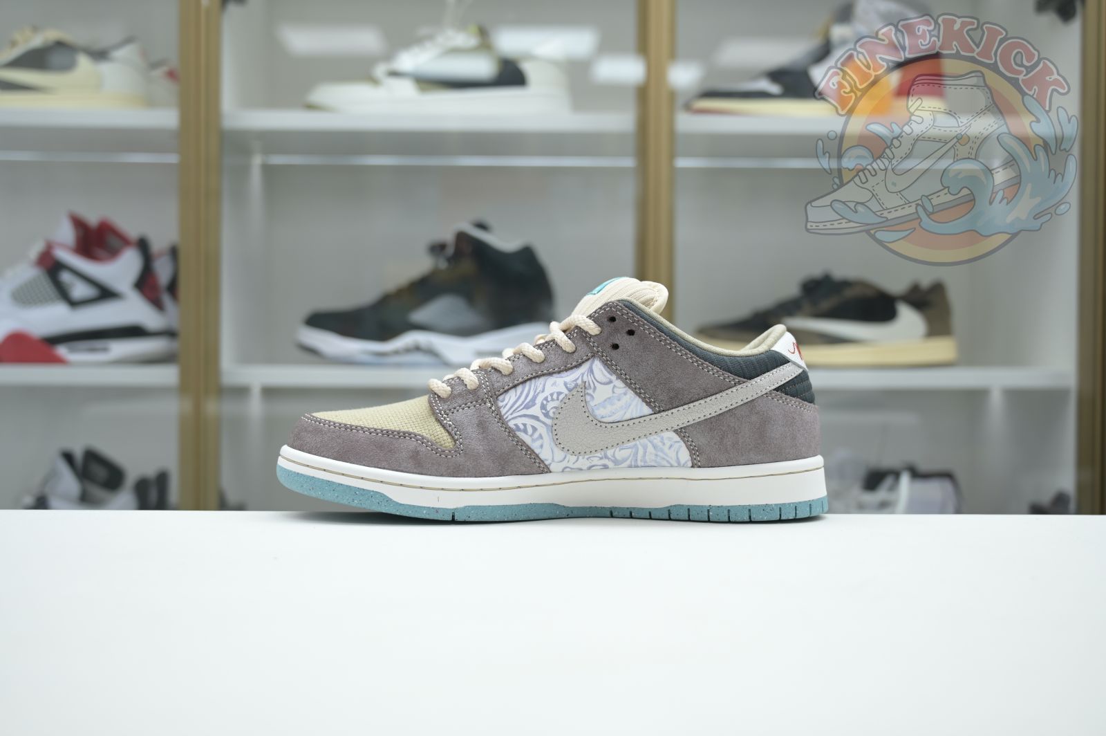 Nike SB Dunk Low