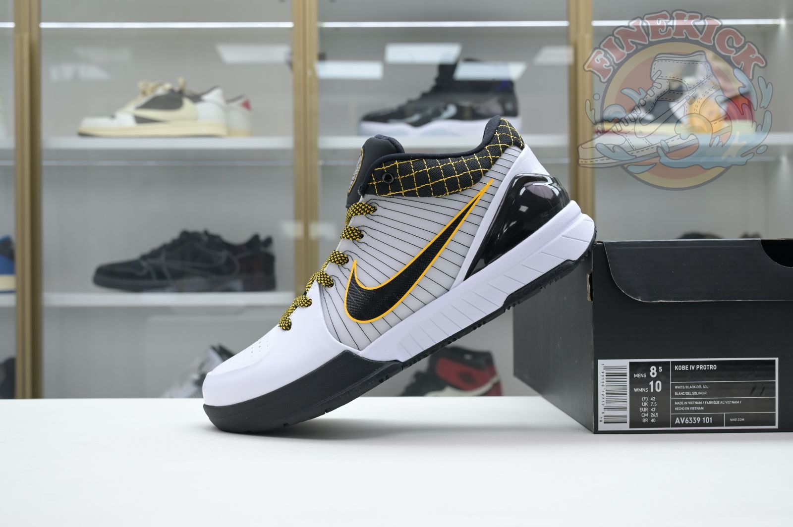 Nike Zoom Kobe 4 Protro