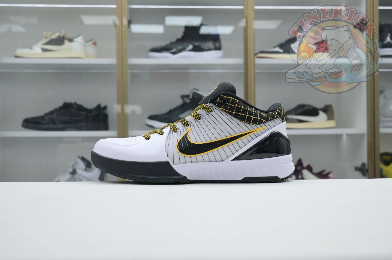 Nike Zoom Kobe 4 Protro