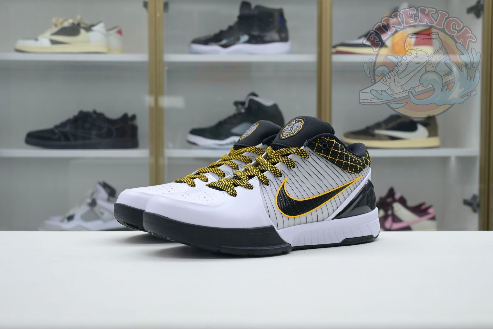 Nike Zoom Kobe 4 Protro
