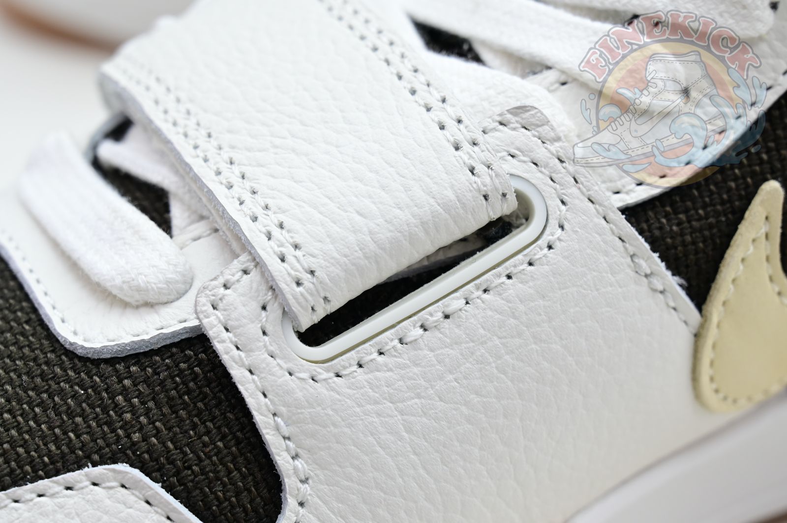 Travis Scott x Jordan Executive The Check