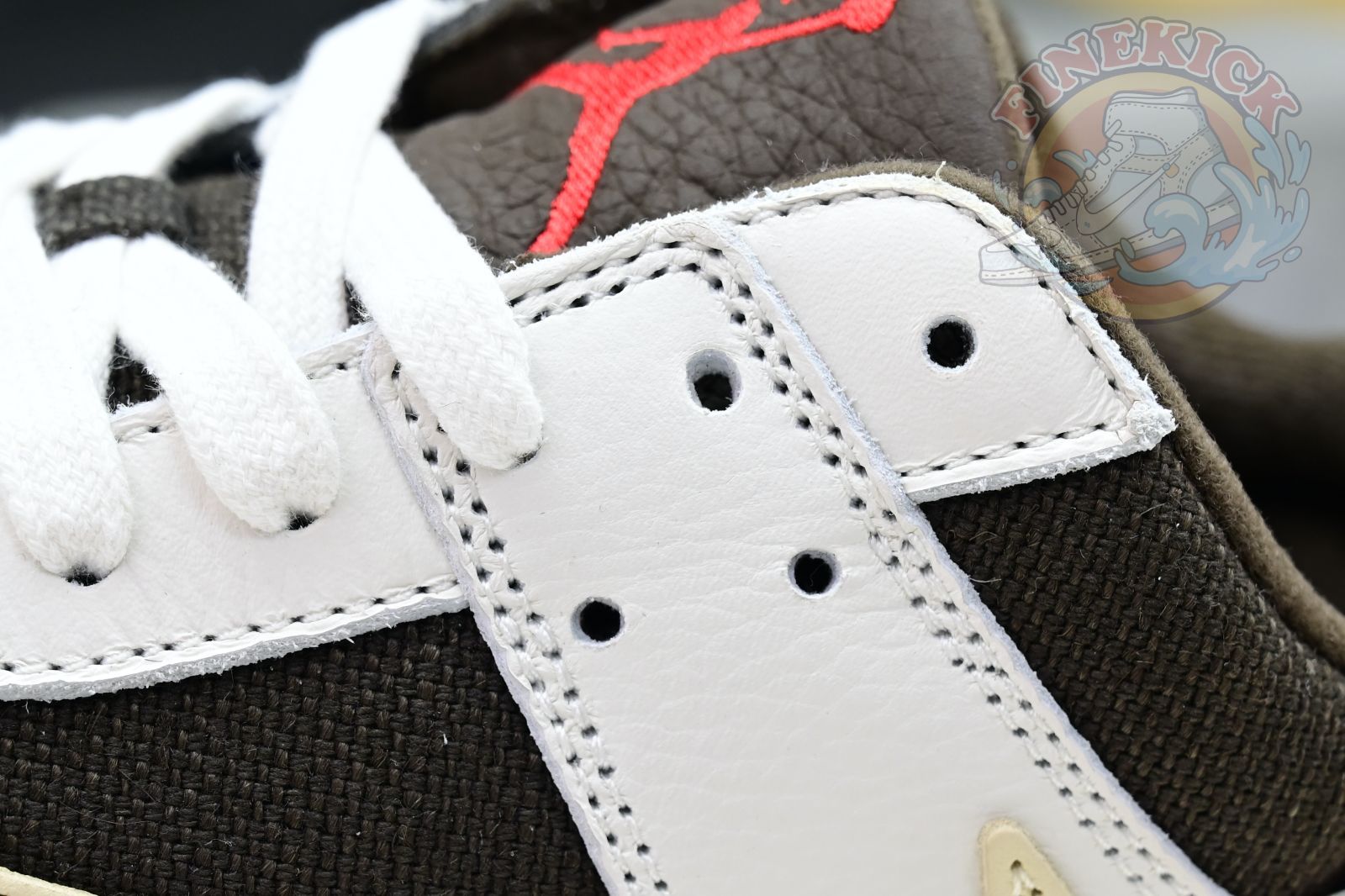 Travis Scott x Jordan Executive The Check