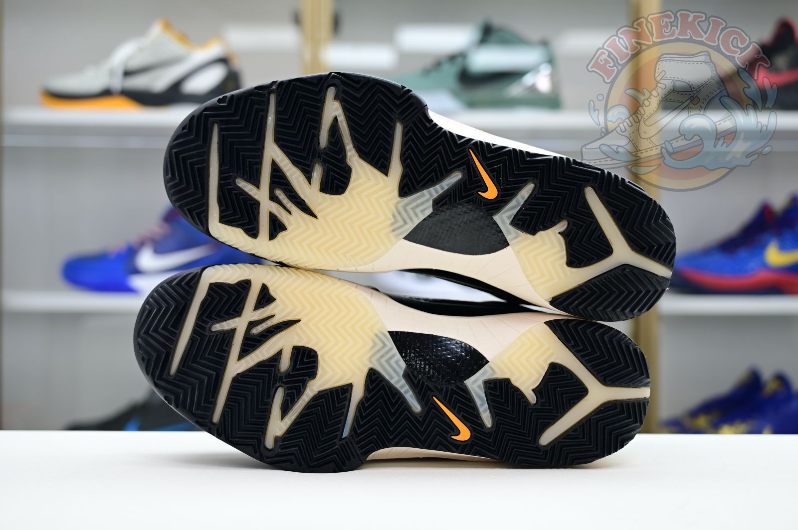 UNDEFEATED x Nike Zoom Kobe 4 Protro