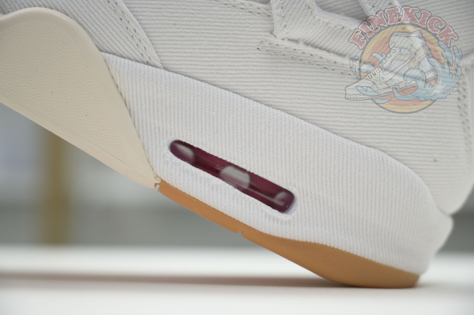 Air Jordan 4 levis white (levis tag)