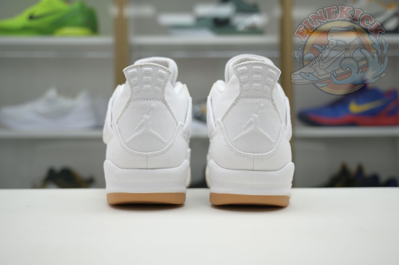 Air Jordan 4 levis white (levis tag)
