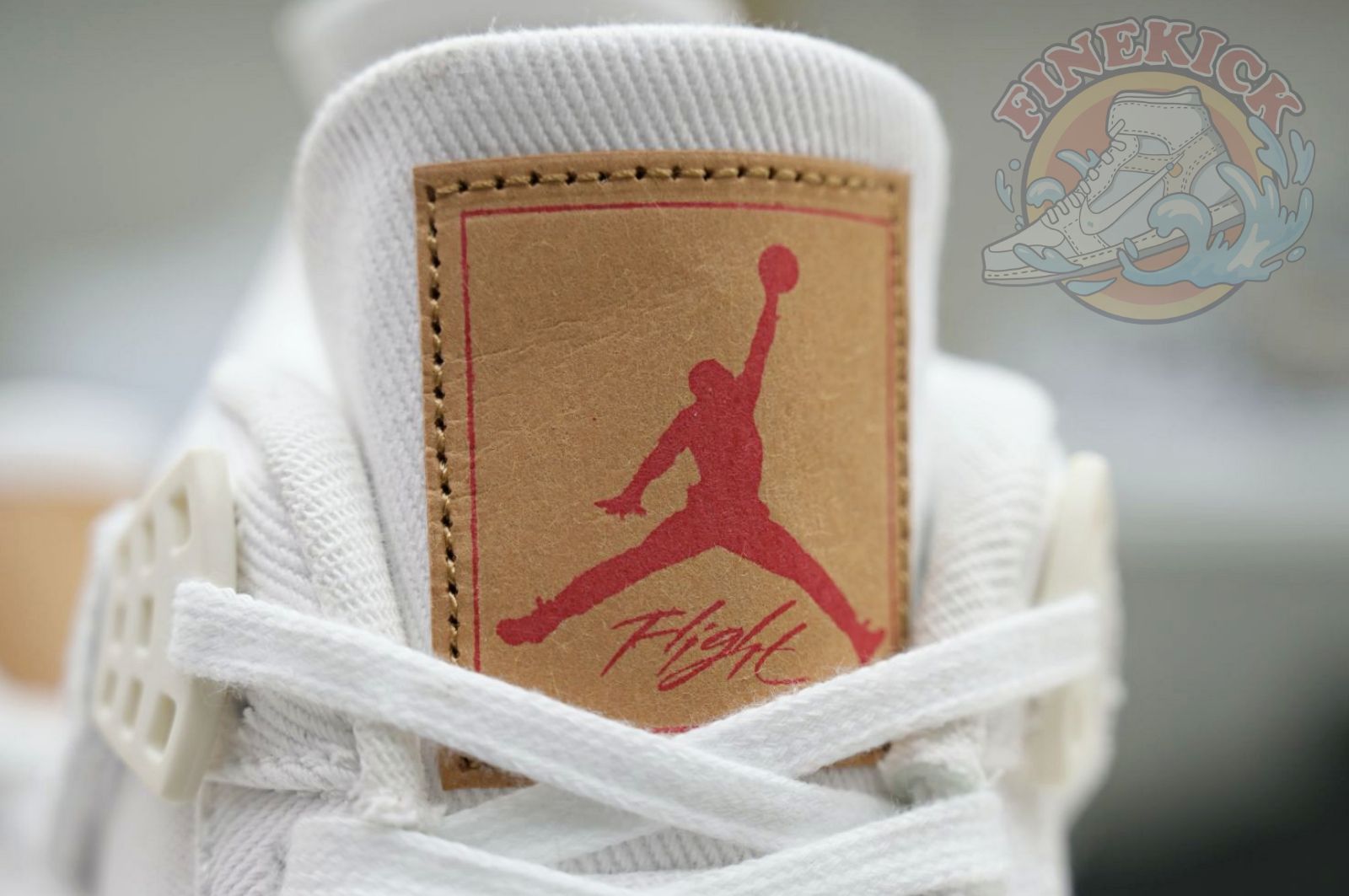 Air Jordan 4 levis white (levis tag)