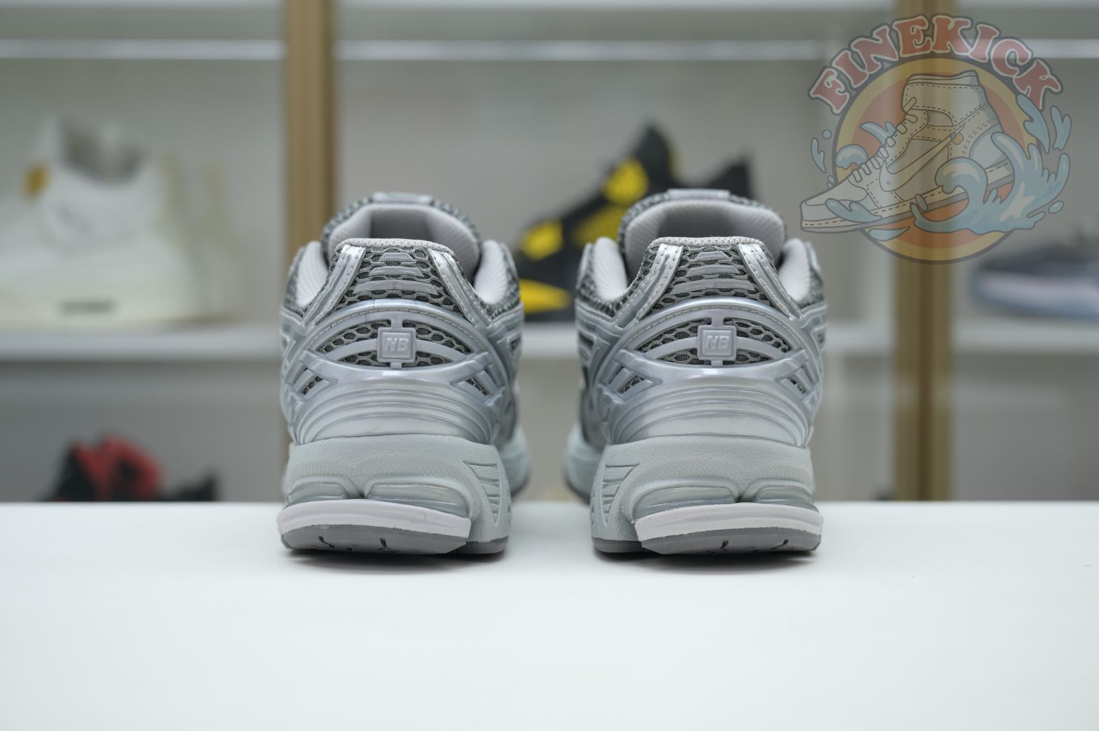 New Balance NB 1906R Y2K