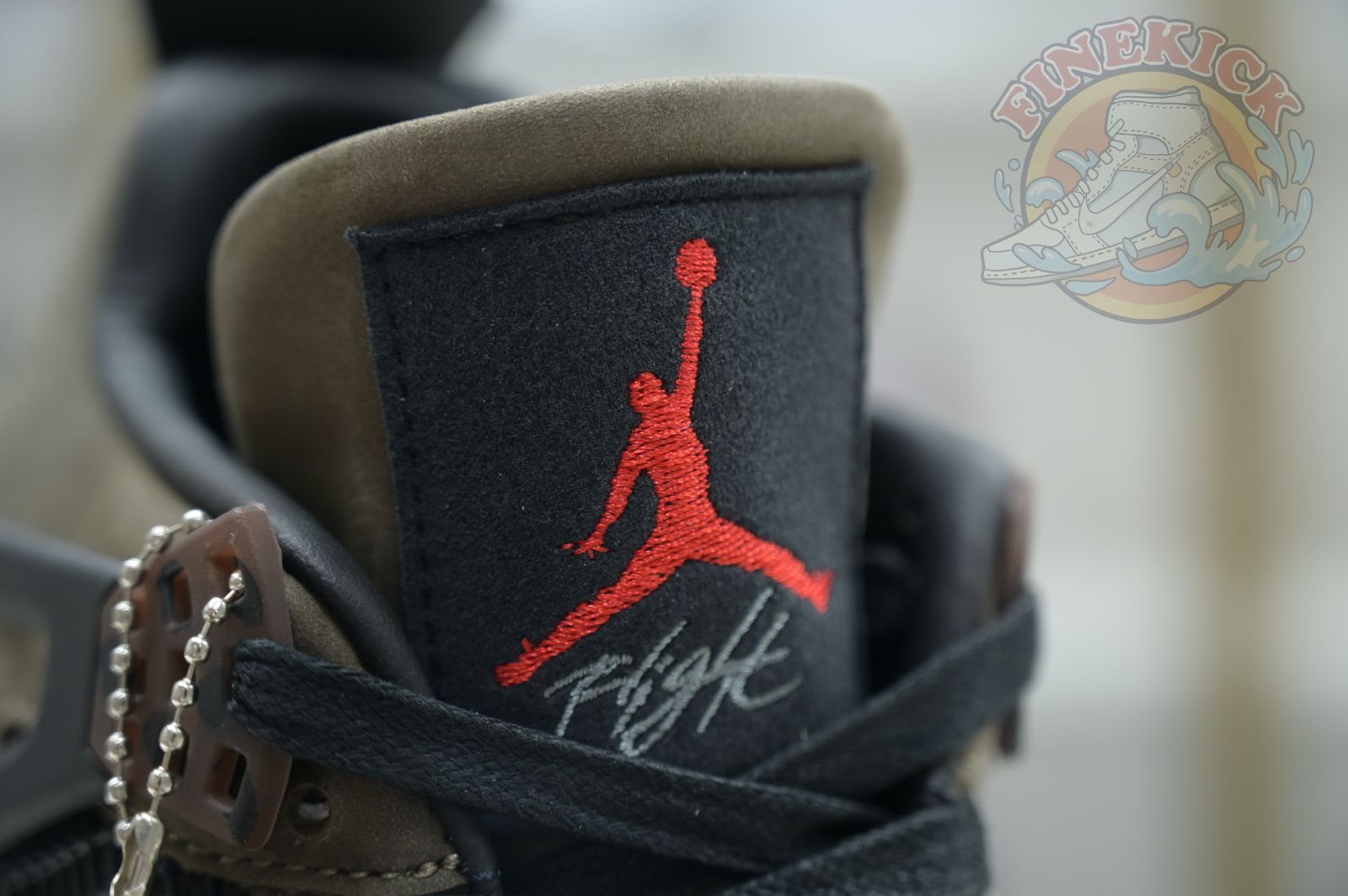 AIR JORDAN 4 RETRO COLOR