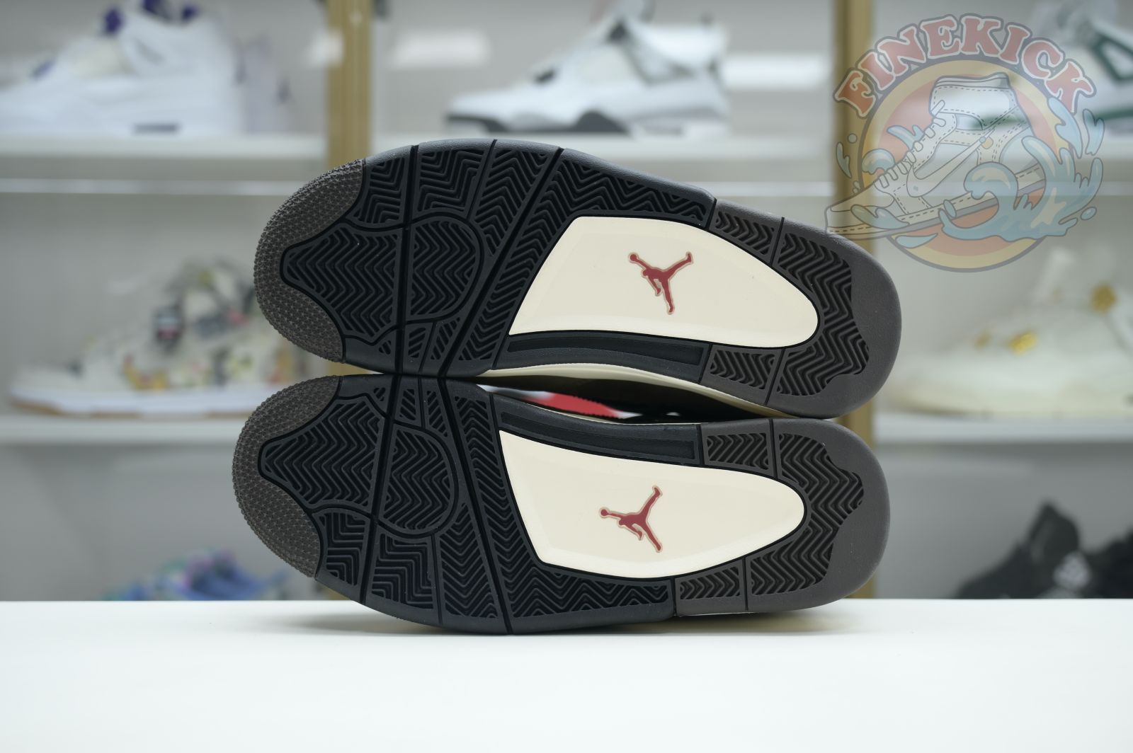 AIR JORDAN 4 RETRO COLOR