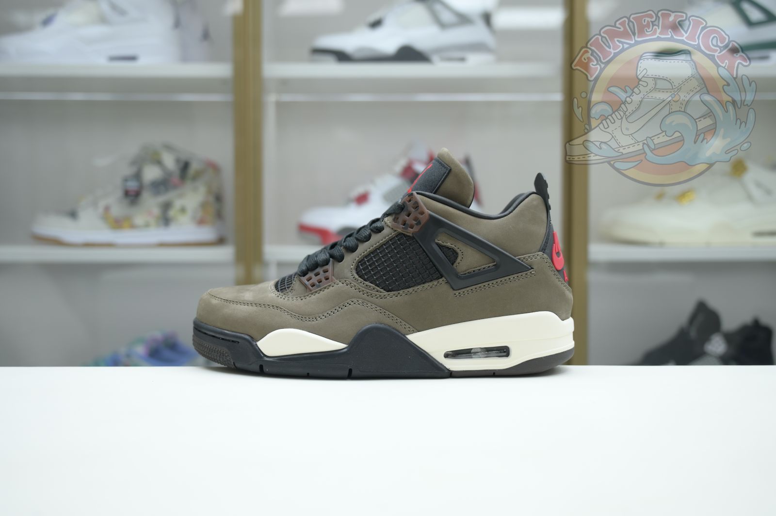 AIR JORDAN 4 RETRO COLOR