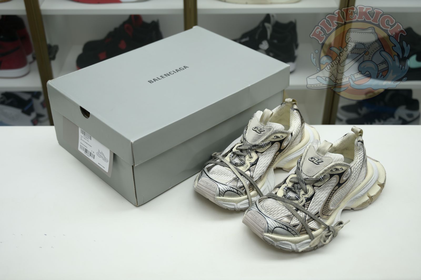 Balenciaga 3XL