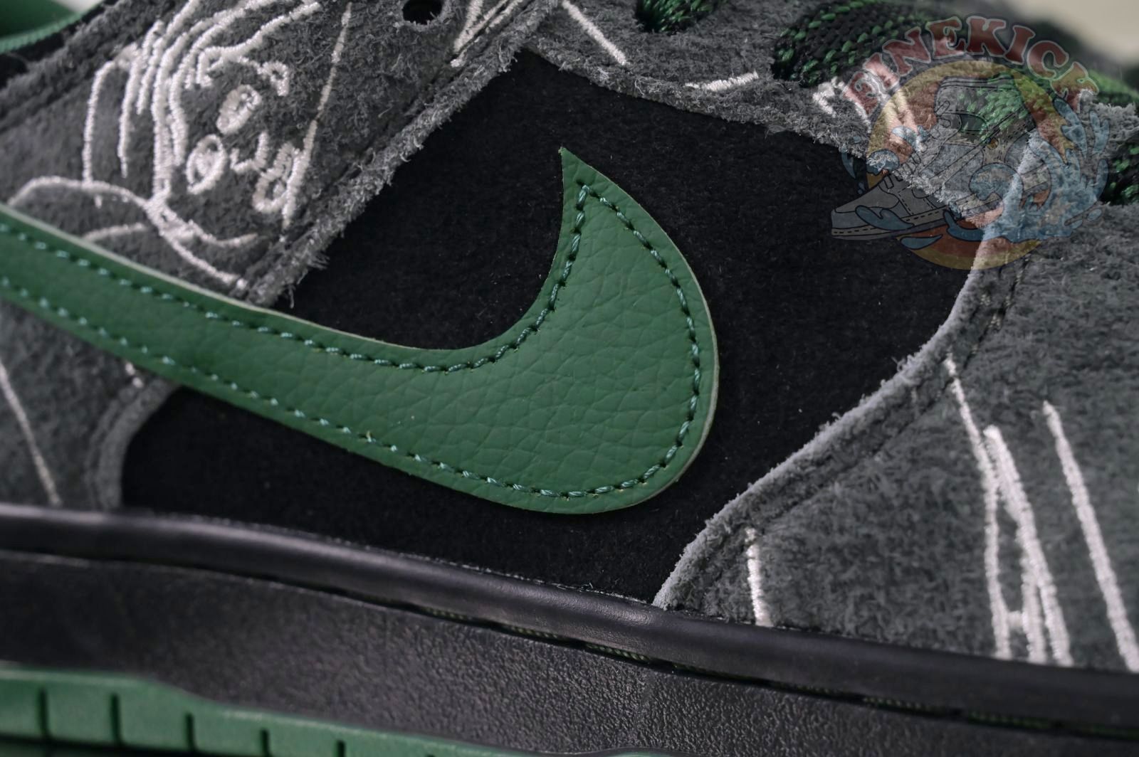 There Skateboards x Nike Dunk SB