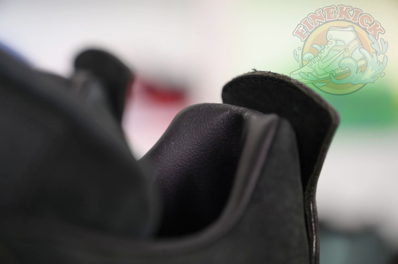 Air Jordan 4 kaws black