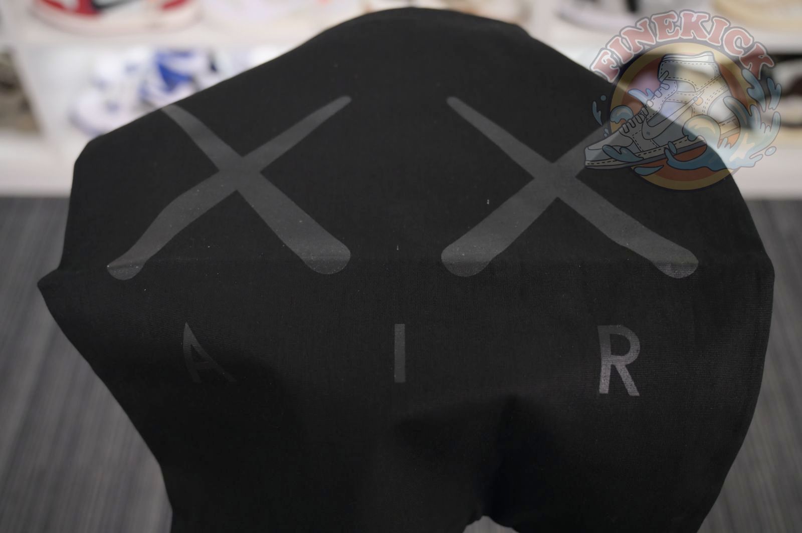 Air Jordan 4 kaws black