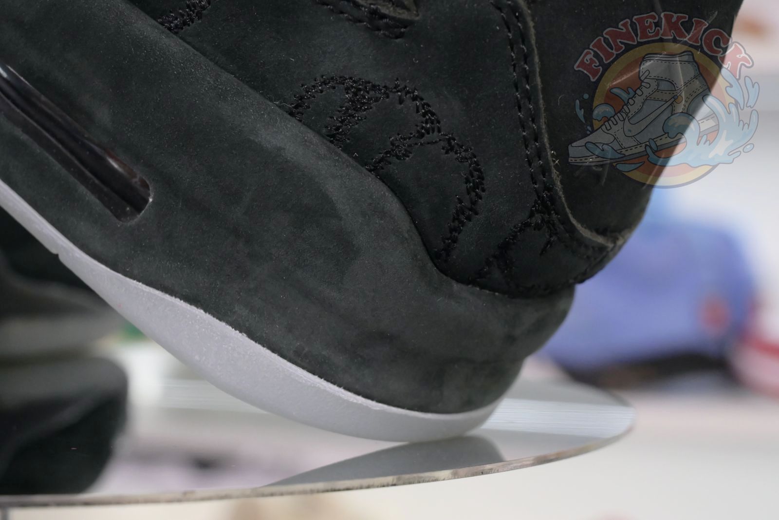 Air Jordan 4 kaws black