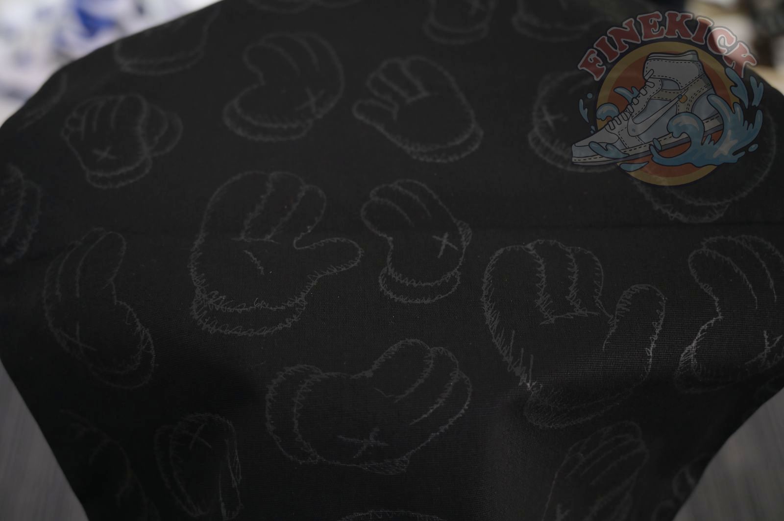 Air Jordan 4 kaws black