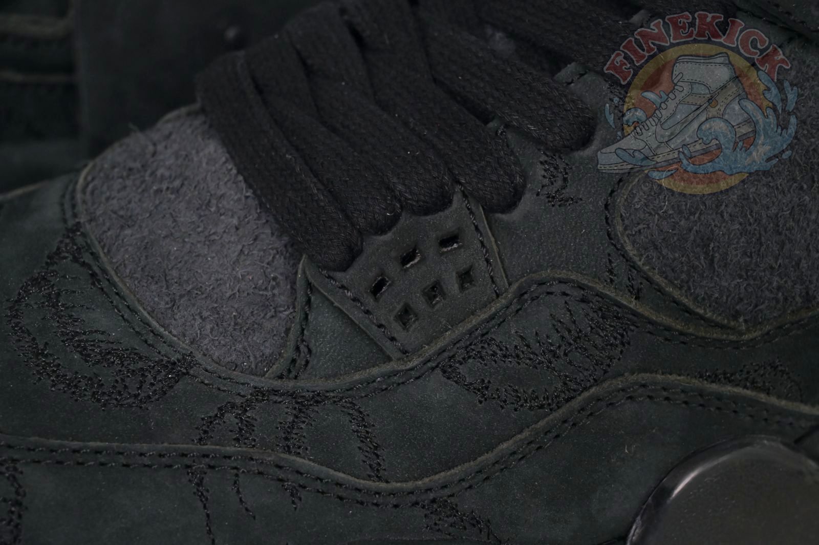 Air Jordan 4 kaws black
