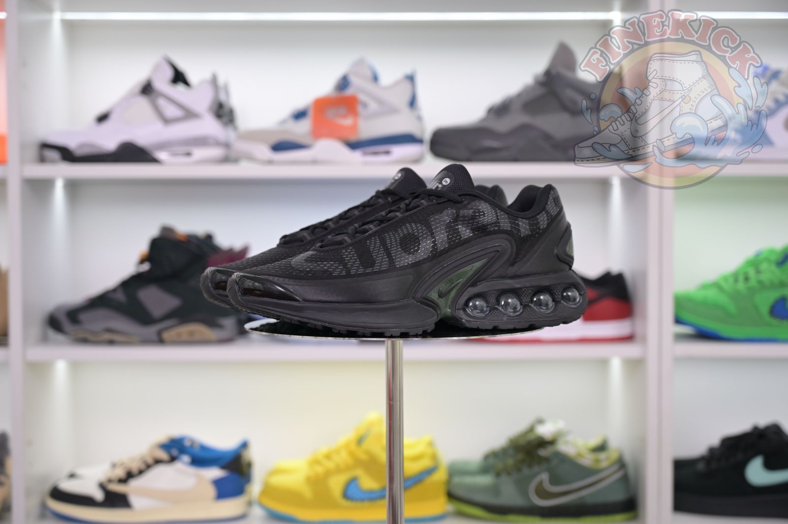 Supreme x Nike Air Max Dn