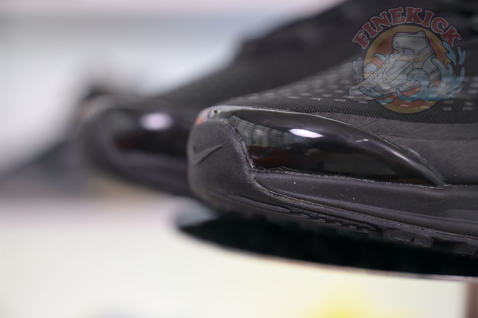 Supreme x Nike Air Max Dn