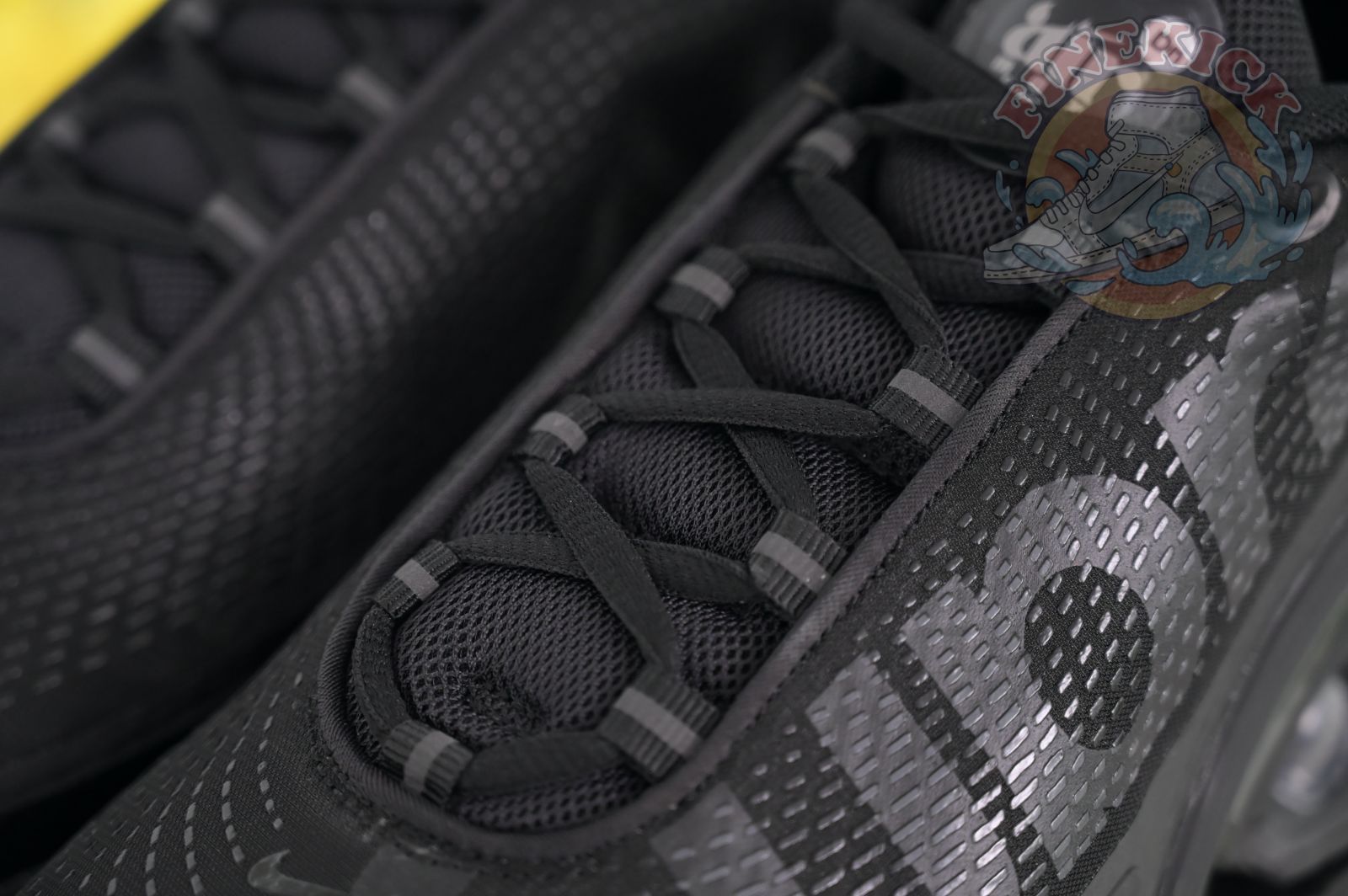 Supreme x Nike Air Max Dn