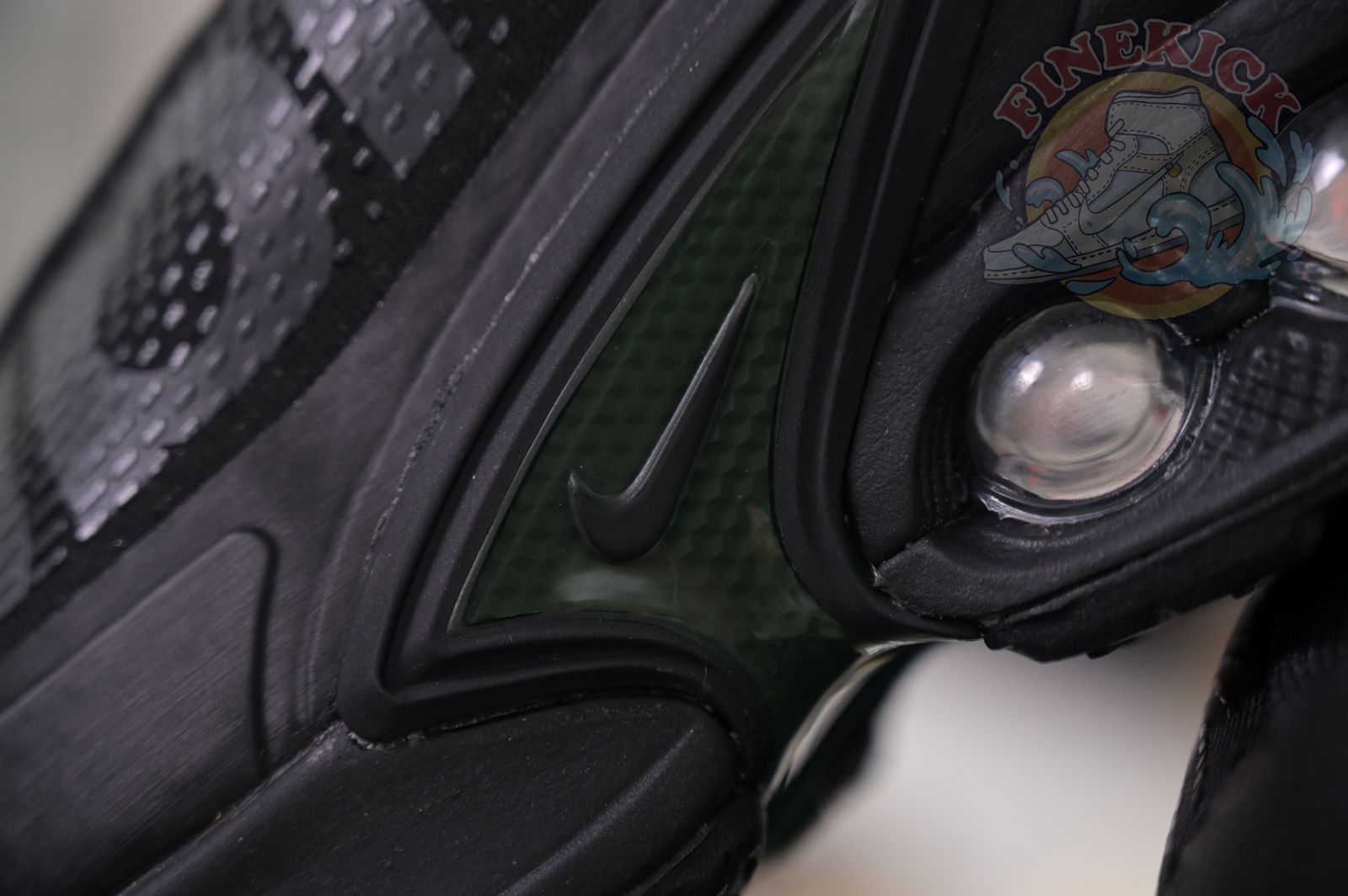 Supreme x Nike Air Max Dn