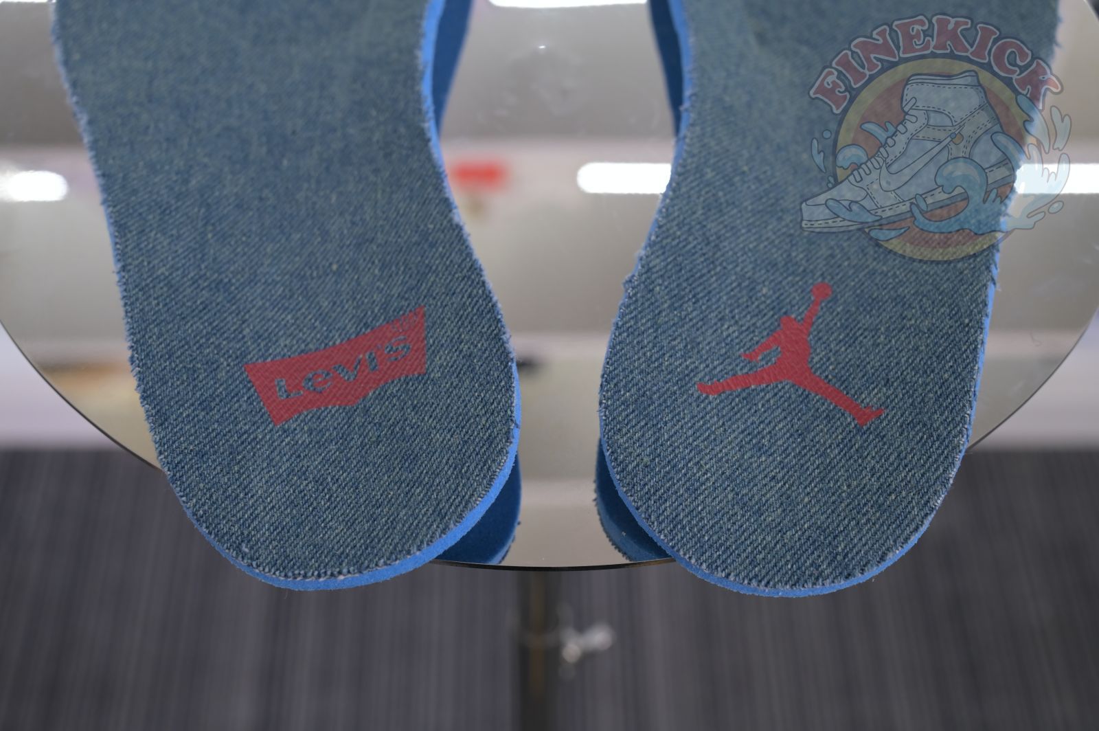 Air Jordan 4 retro levis denim