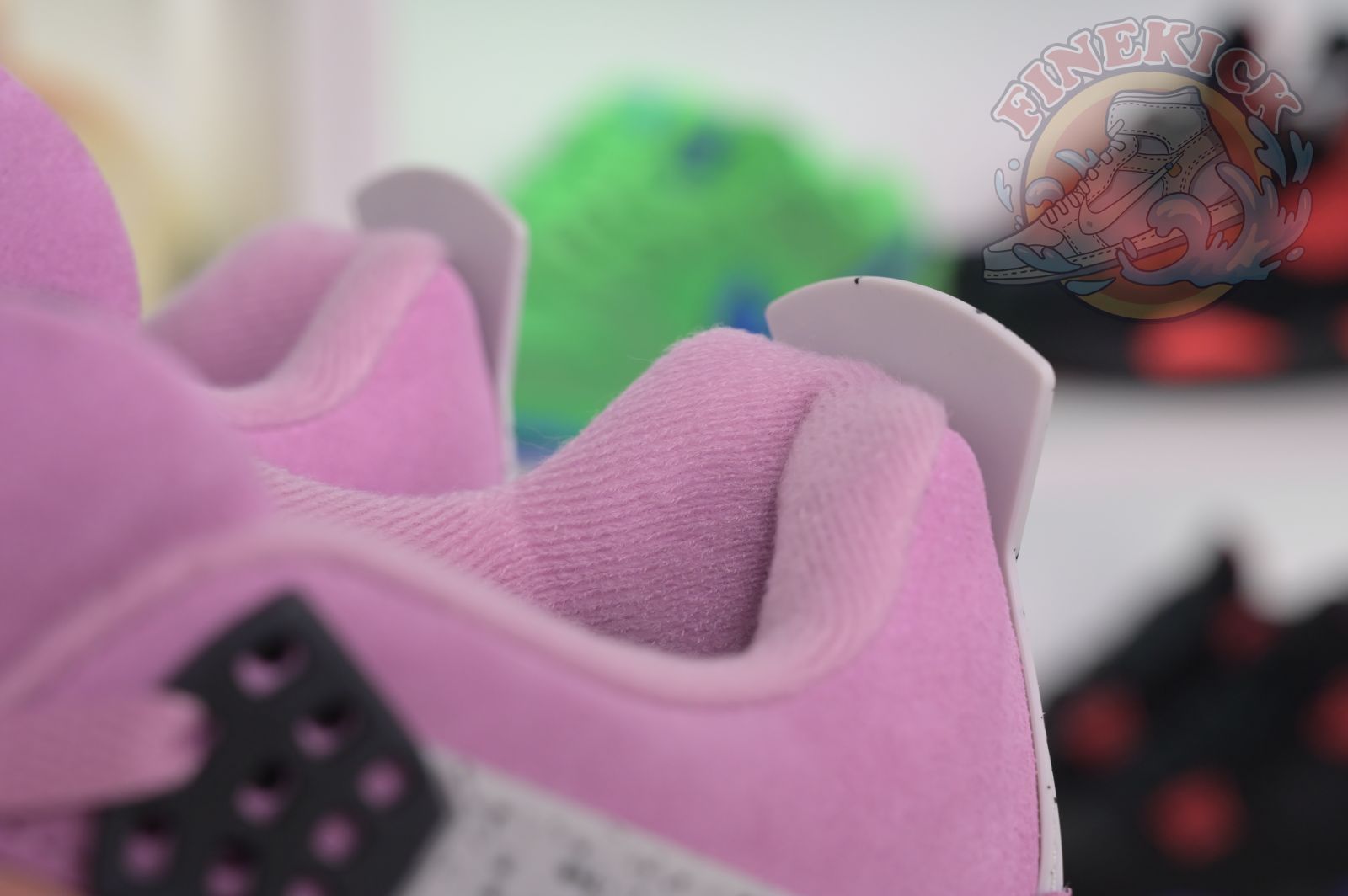 Air Jordan 4“Orchid”