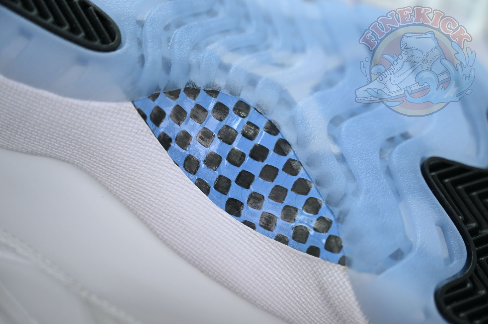 Air Jordan 11“Legend Blue” 2024
