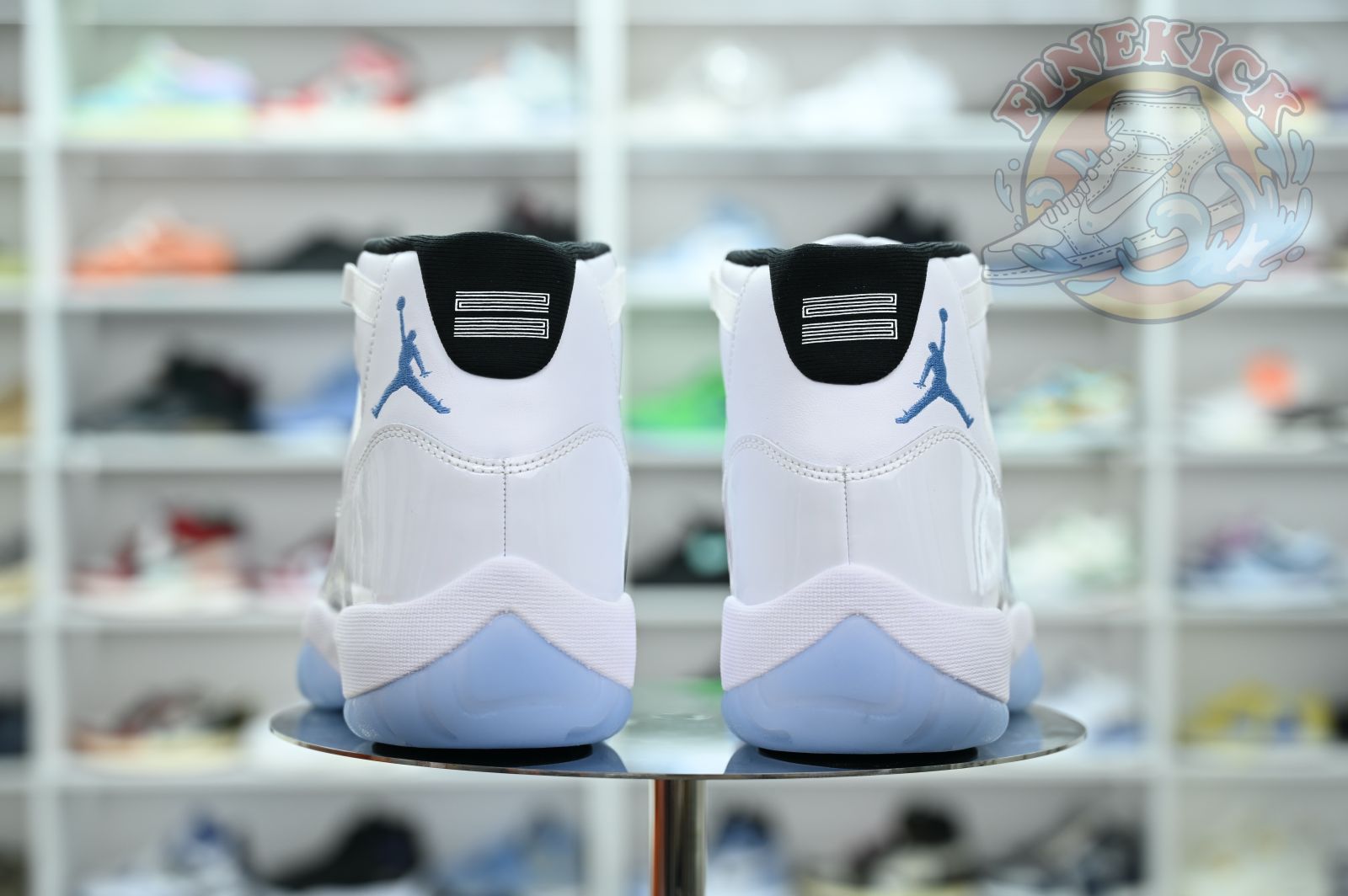 Air Jordan 11“Legend Blue” 2024