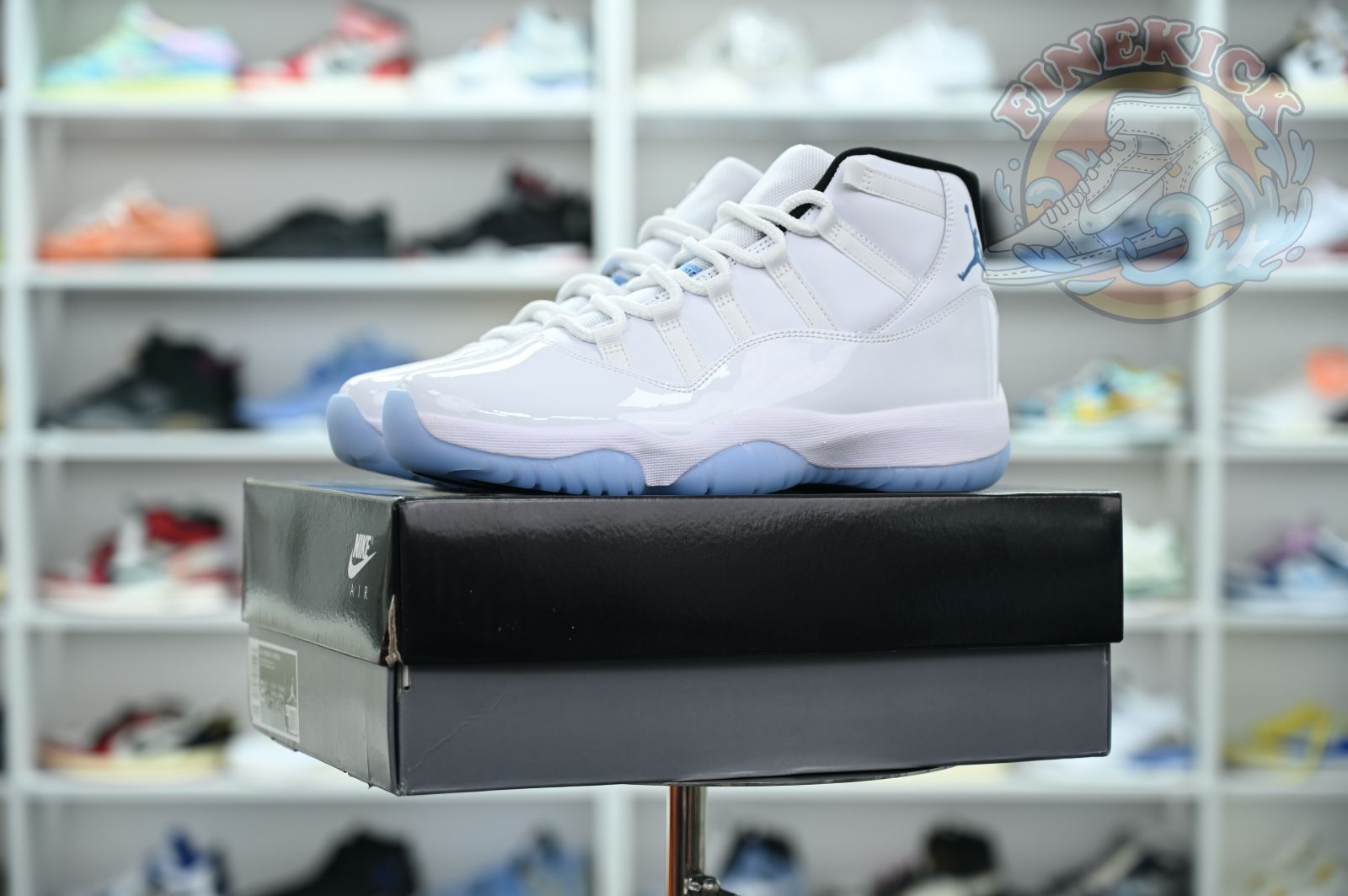 Air Jordan 11“Legend Blue” 2024