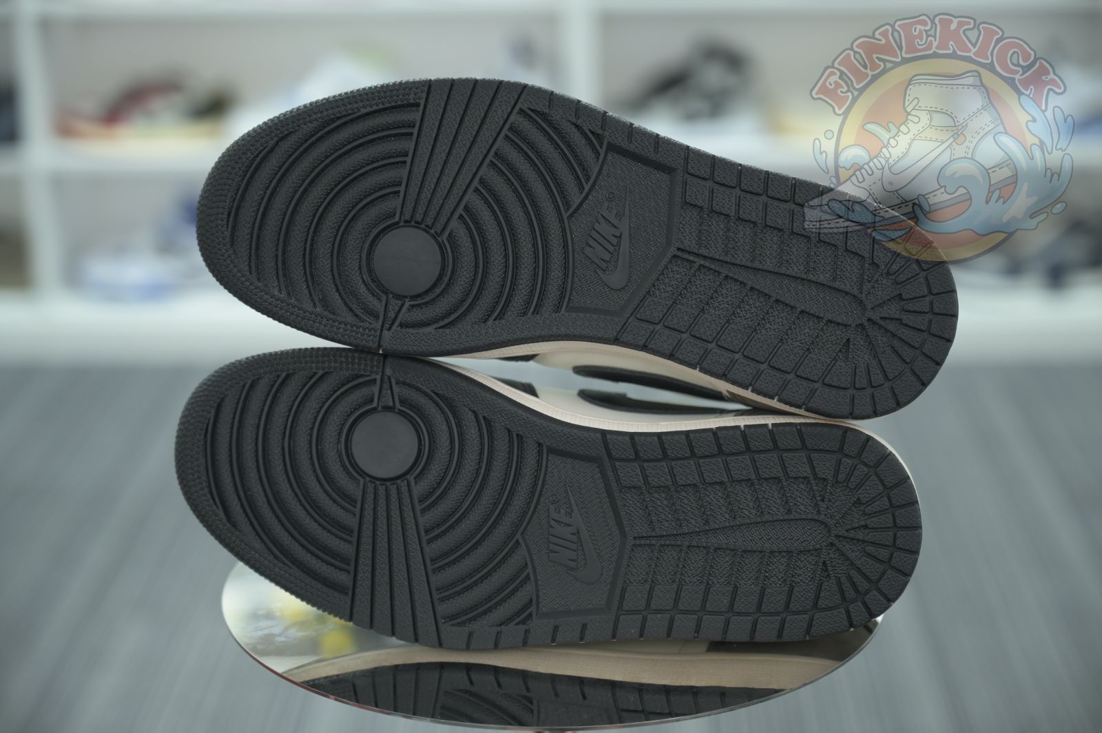 Air Jordan 1 Low OG