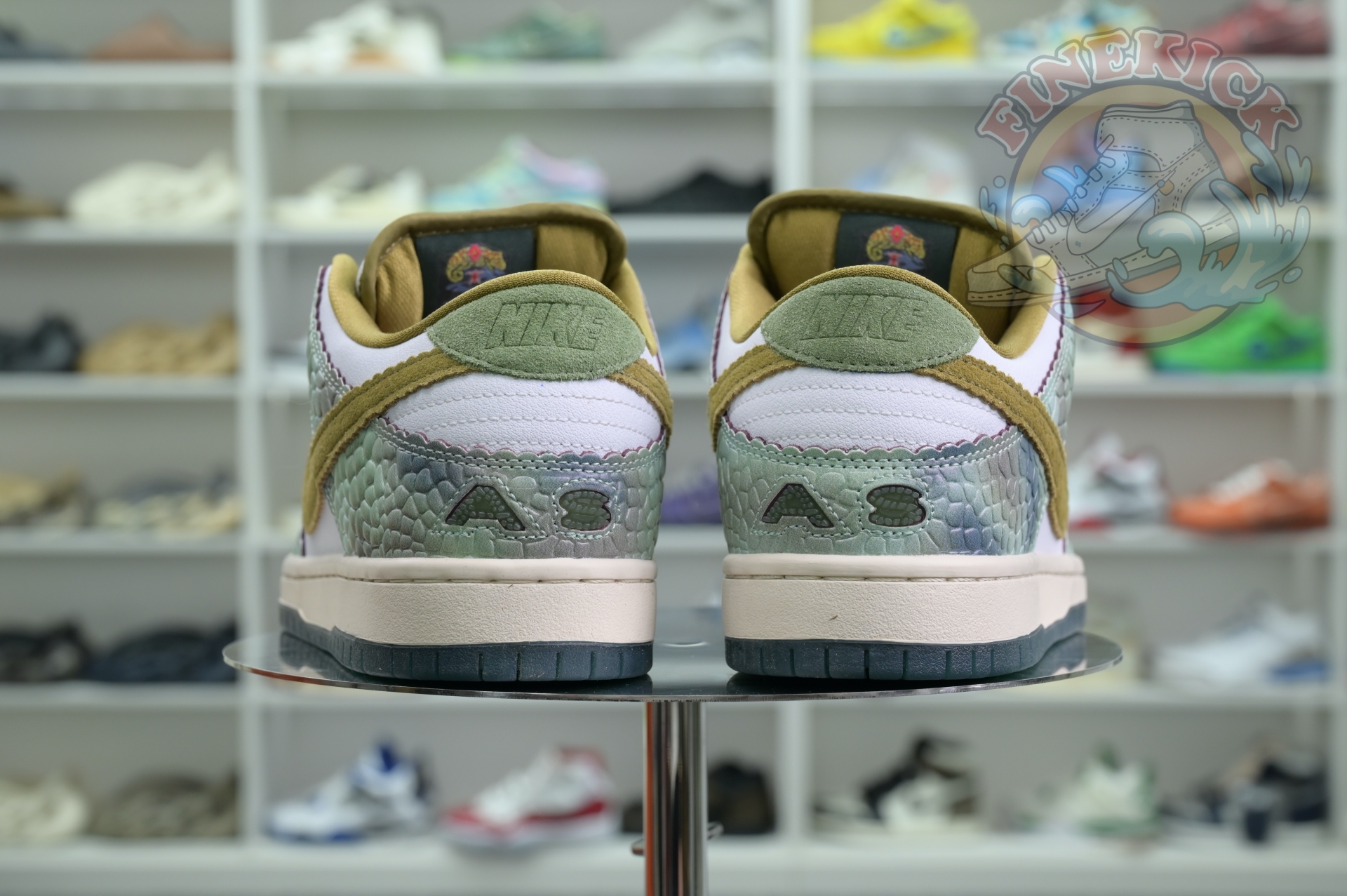 Alexis Sablone x Nike Dunk SB Low