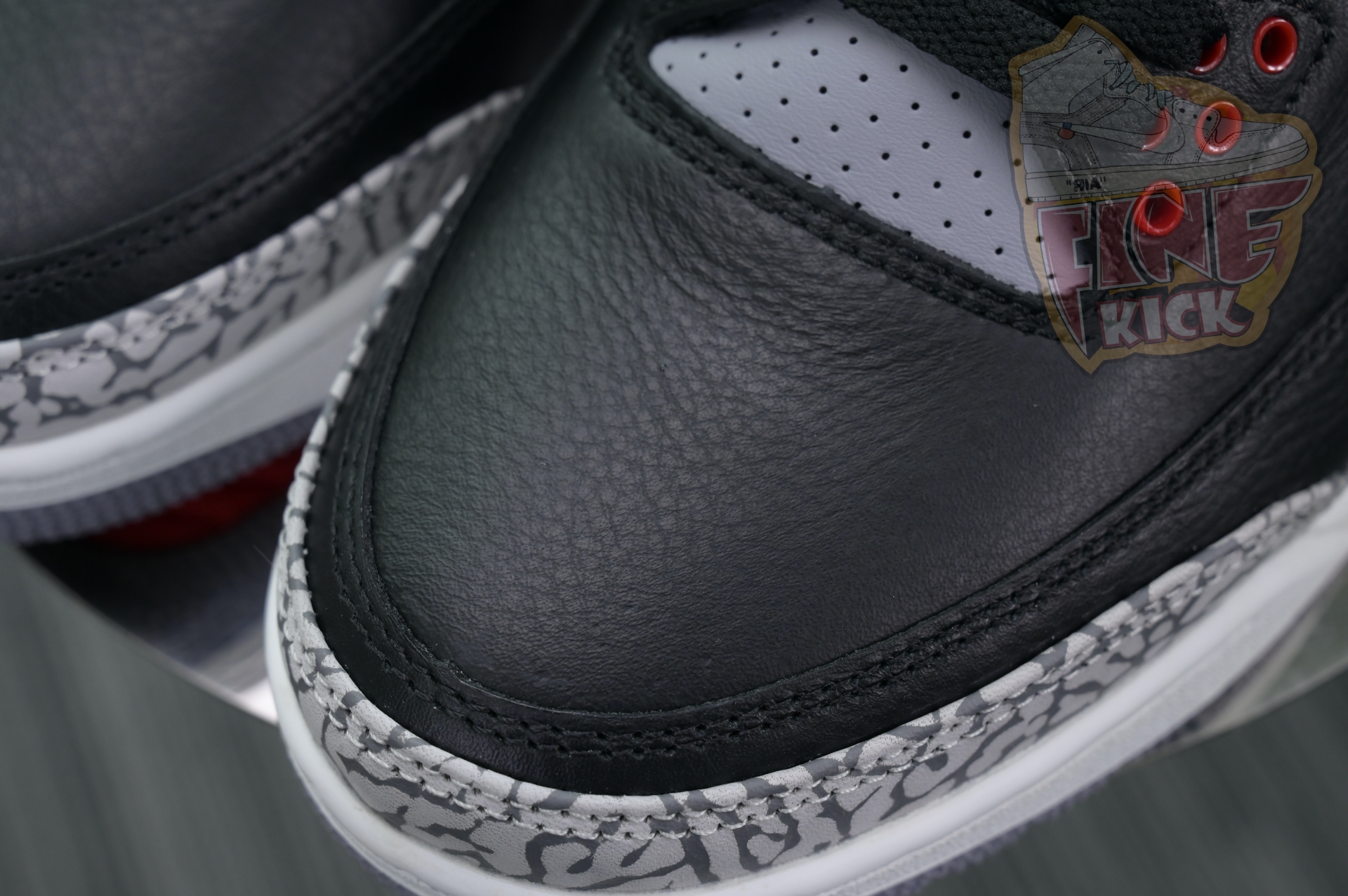 Air Jordan 3“Black Cement Reimagined”