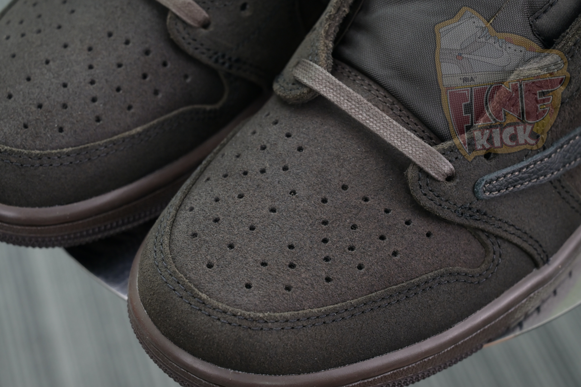 Travis Scott x Air Jordan 1 Low OG“Velvet Brown”